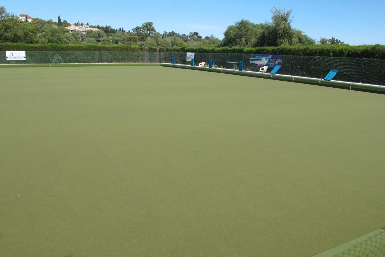 Apartamento En Los Patios De Santa Maria Golf 马尔韦利亚 外观 照片