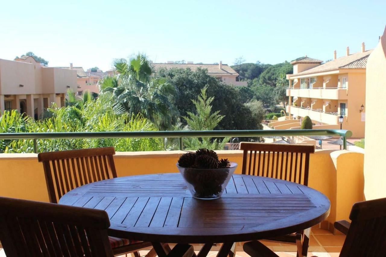 Apartamento En Los Patios De Santa Maria Golf 马尔韦利亚 外观 照片